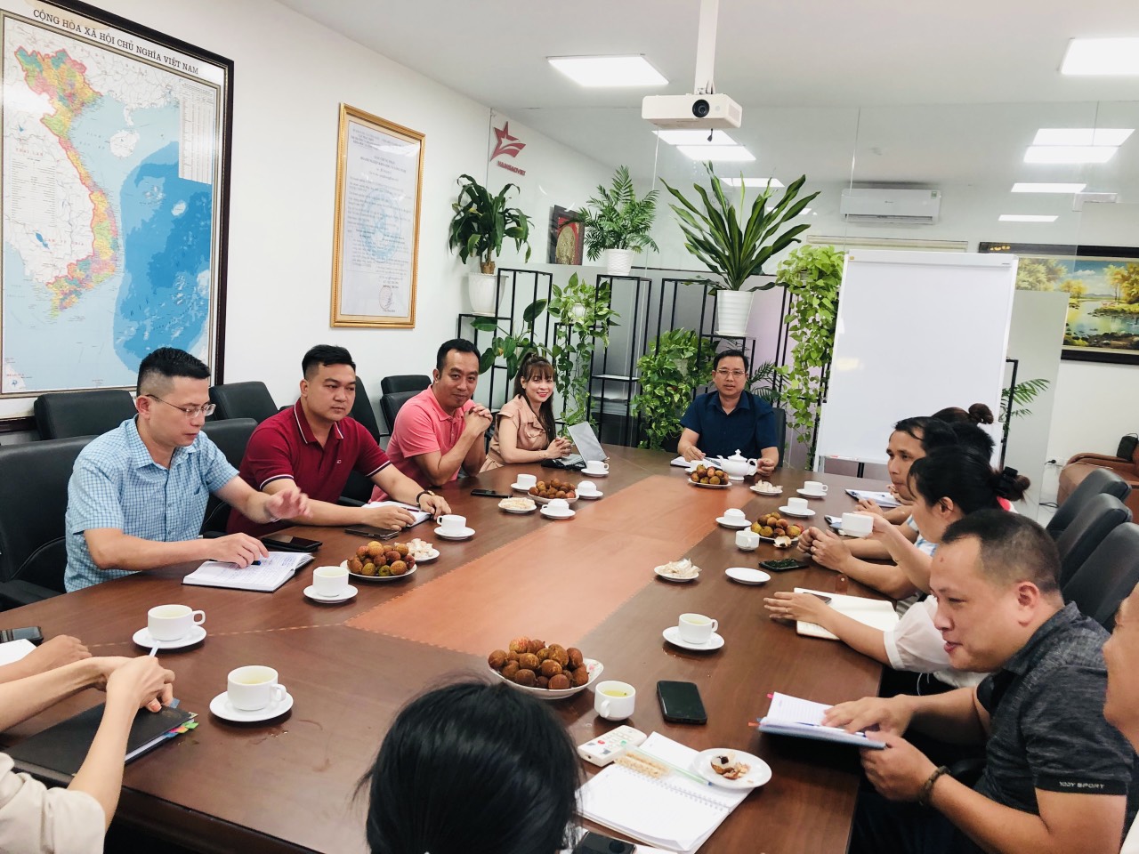 Cuộc họp giao ban mở rộng hệ sinh thái Năm Sao Việt